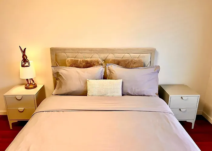 Luxury Penthouse Near The Апартаменты *