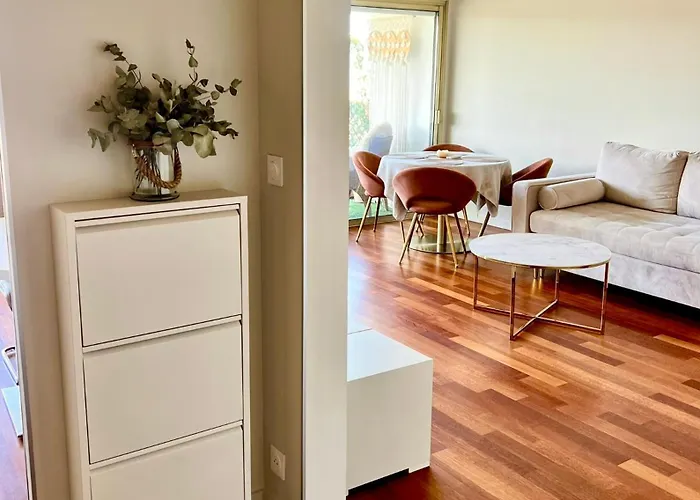 Апартаменты Luxury Penthouse Near The