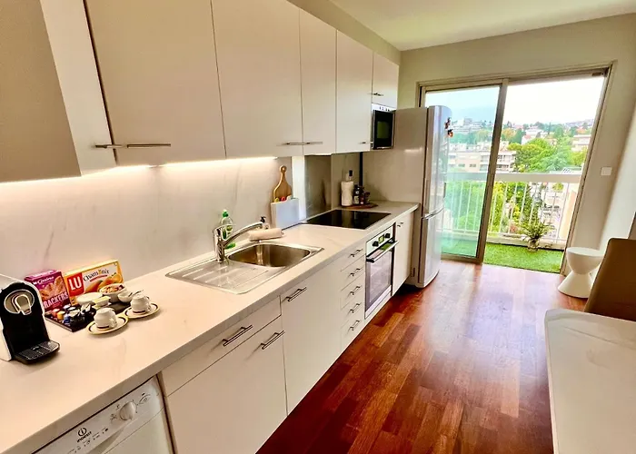 Luxury Penthouse Near The *